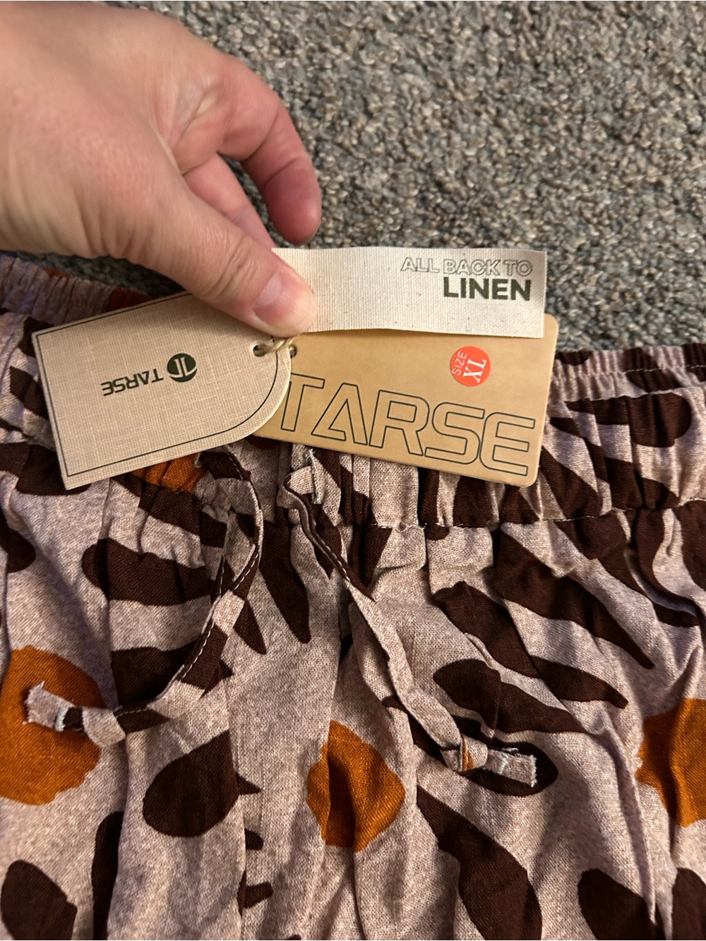 Tarse Women’s Linen-Blend Brown & Tan Printed Pants - Picture 3 of 4
